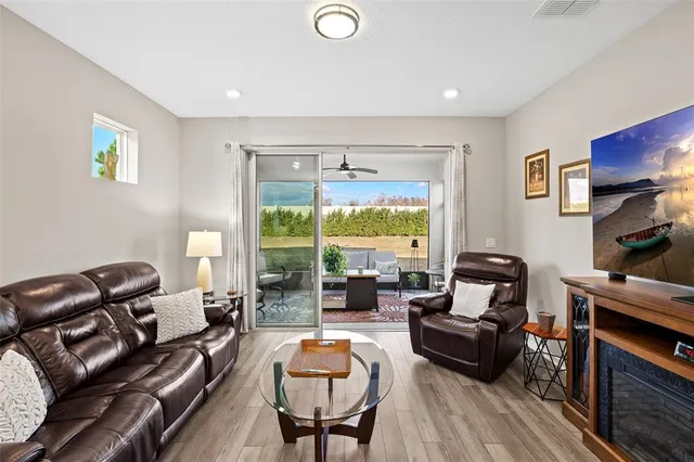 $2,550 | 5957 Shorebird Branch, Land O Lakes, FL 34638