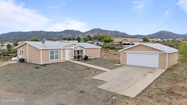 $335,000 | 9915 East Cranberry Road, Dewey-Humboldt, AZ 86327