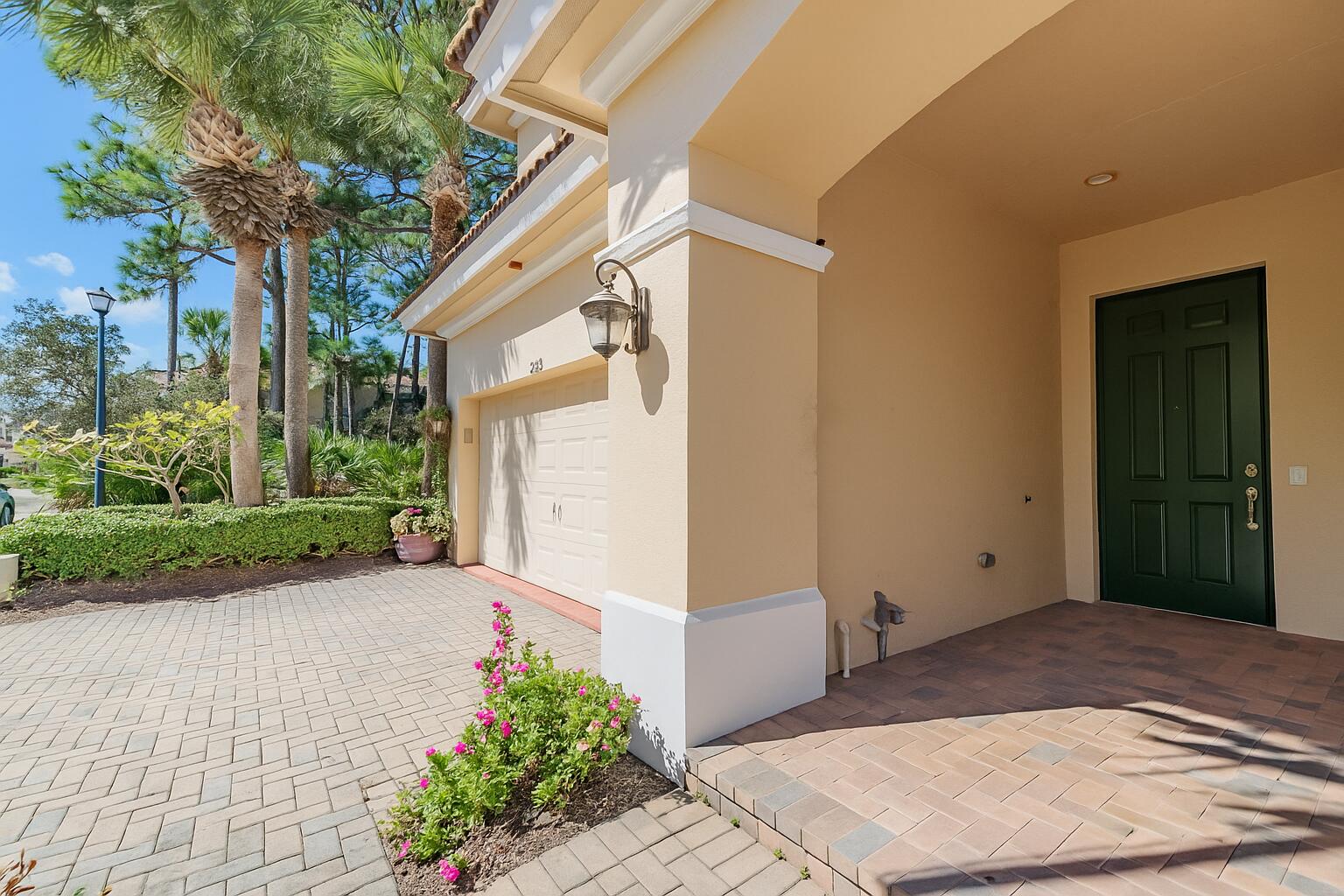 233 Southwest Otter Run Place Stuart, FL 34997 - Photo 2 of 20 Front Entrance