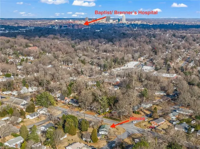 $289,000 | 2801 Westridge Road, Winston-Salem, NC 27103