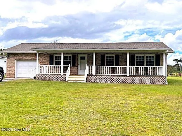 $1,350 | 2064 Fountaintown Road, Chinquapin, NC 28521