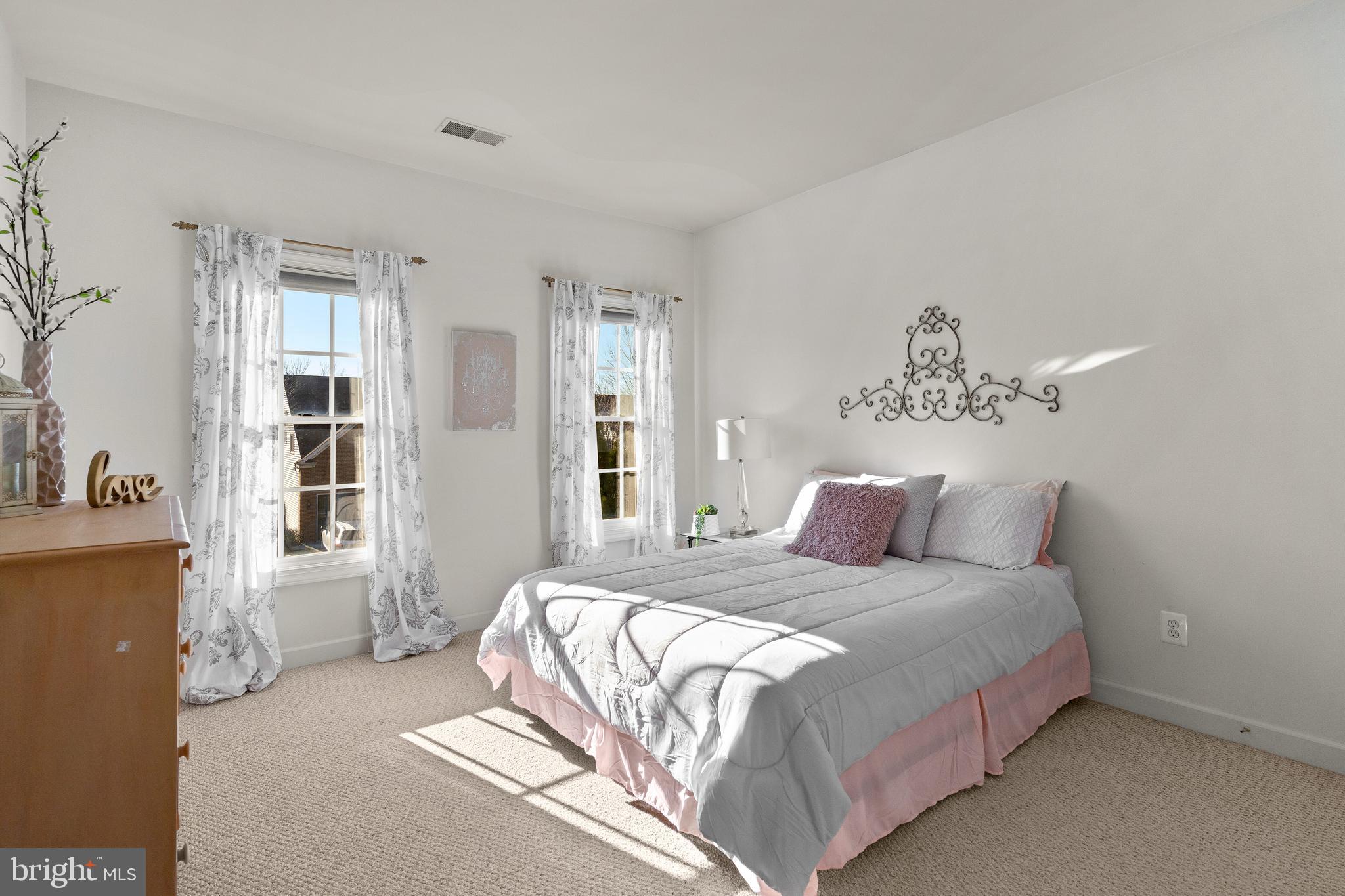 14424 Clubhouse Road Gainesville, VA 20155 - Photo 42 of 60 Gallery Image 42