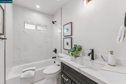 $999,000 | 3017 Madeline Street, Oakland, CA 94602
