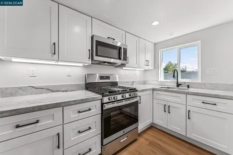 $999,000 | 3017 Madeline Street, Oakland, CA 94602