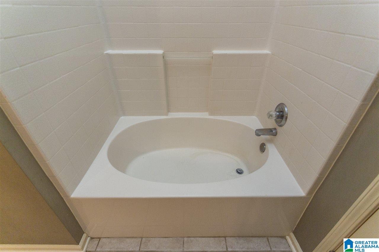 210 Mitoba Trail Pelham, AL 35124 - Photo 26 of 30