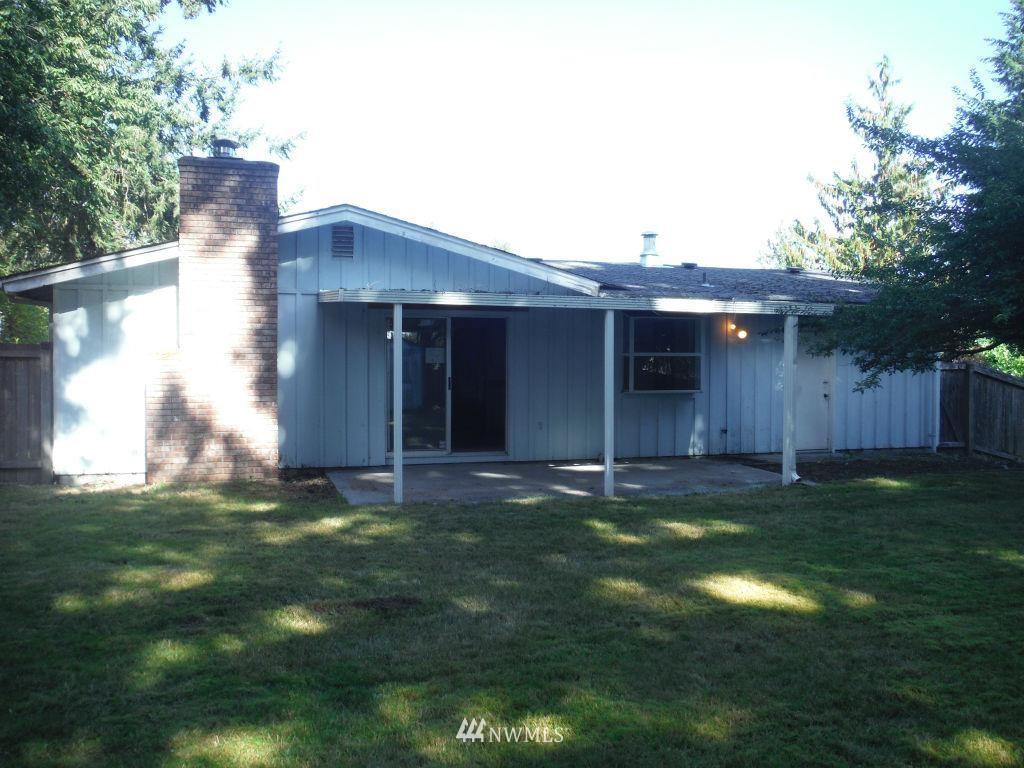 10720 McDonald Road Southwest Tacoma, WA 98498 - Photo 2 of 8