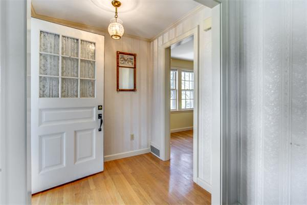 61 Pillon Road Milton, MA 02186 - Photo 9 of 29 Gallery Image 9