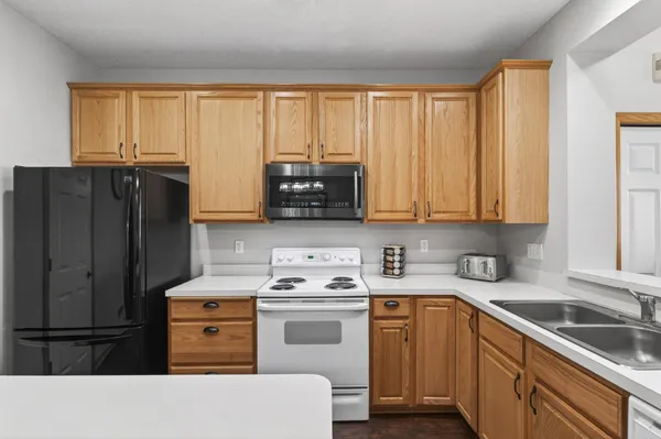 $249,900 | 13863 54th Avenue North, Plymouth, MN 55446