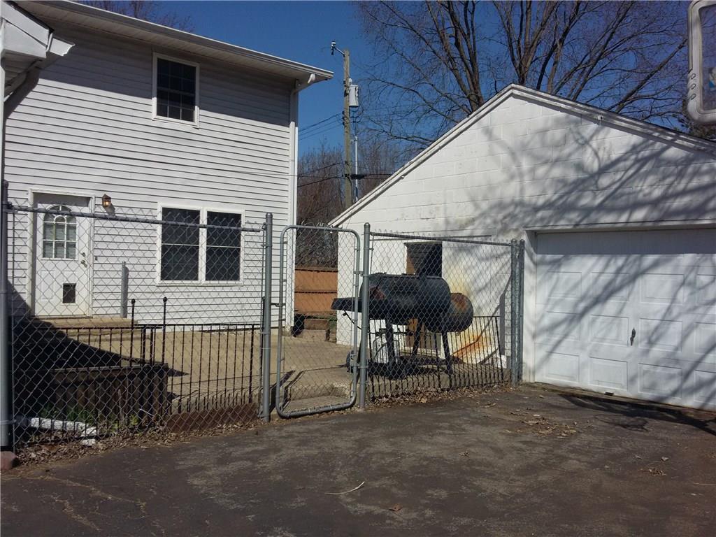 3229 Fisher Road Indianapolis, IN 46239 - Photo 2 of 30 Gallery Image 2