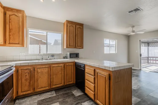 $575,999 | 1610 Bondy Lane, Tracy, CA 95376