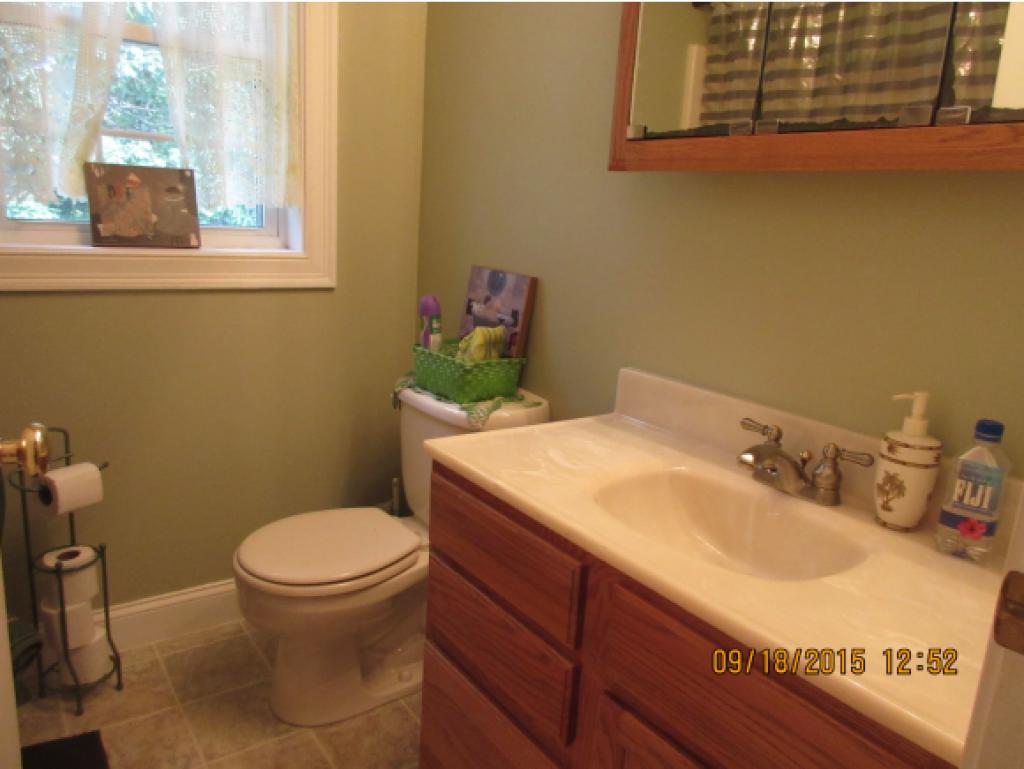147 Appletree Road Auburn, NH 03032 - Photo 19 of 31