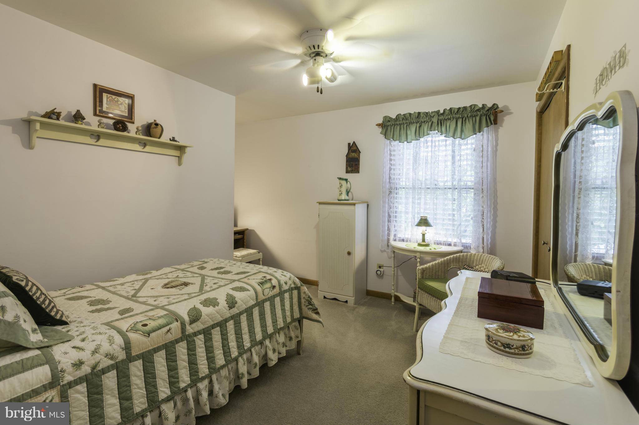 8235 Ventnor Road Pasadena, MD 21122 - Photo 20 of 30 Bedroom 3