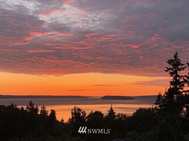 340 Heather Road Everett, WA 98203 - Photo 3 of 25