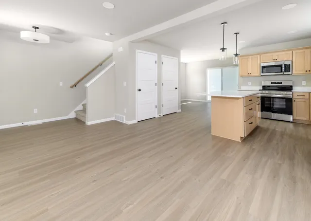 $449,900 | 6513 Prairie Wood Drive, McFarland, WI 53558