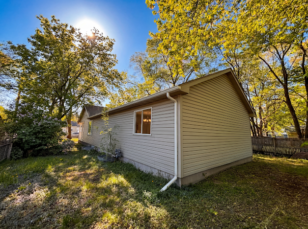 5259 Knox Avenue North Minneapolis, MN 55430 - Photo 6 of 22