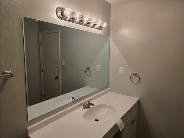 $280,000 | 724 Country Club Drive, Monroe, GA 30655