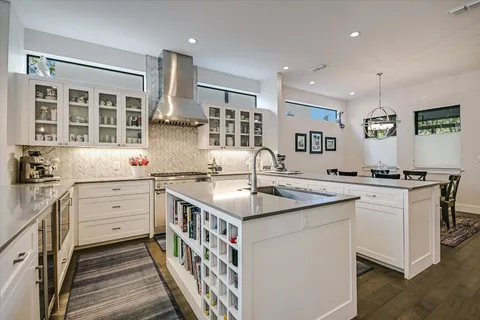 $2,200,000 | 2205 South 3rd Street, Austin, TX 78704