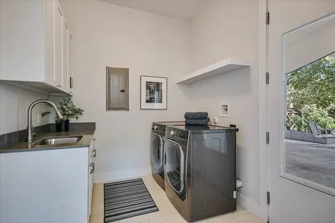 $2,200,000 | 2205 South 3rd Street, Austin, TX 78704