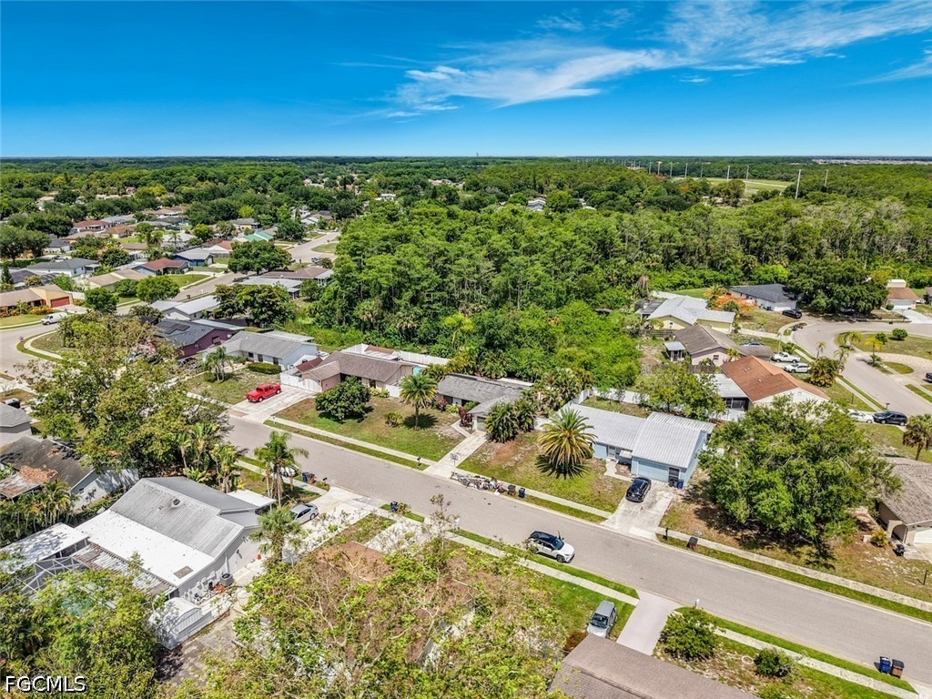 15506 Spring Line Lane Fort Myers, FL 33905 - Photo 13 of 50