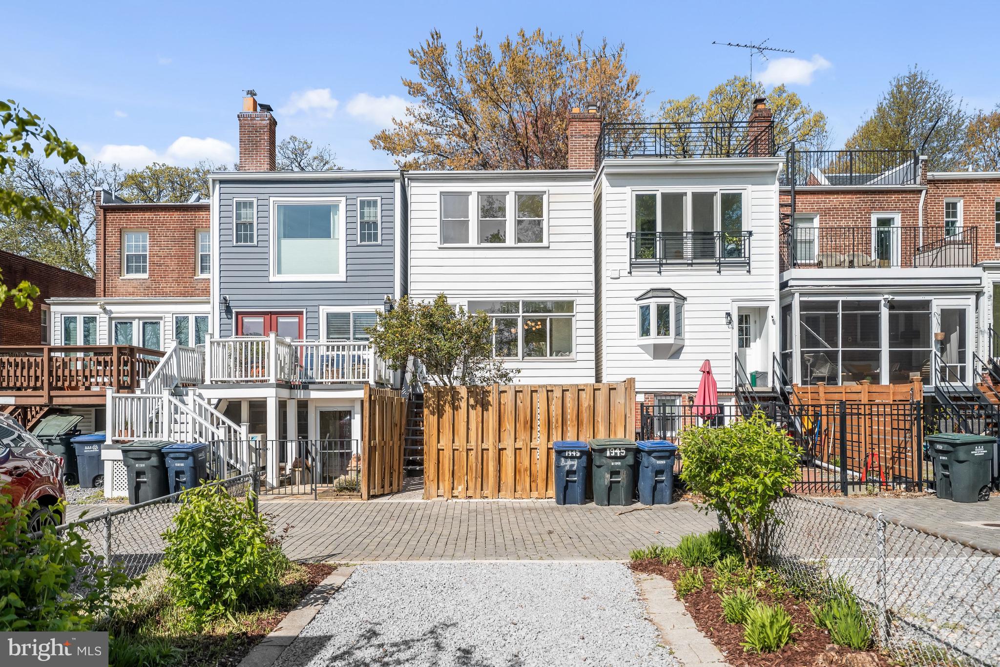 1945 39th Street Northwest Washington, DC 20007 - Photo 26 of 29