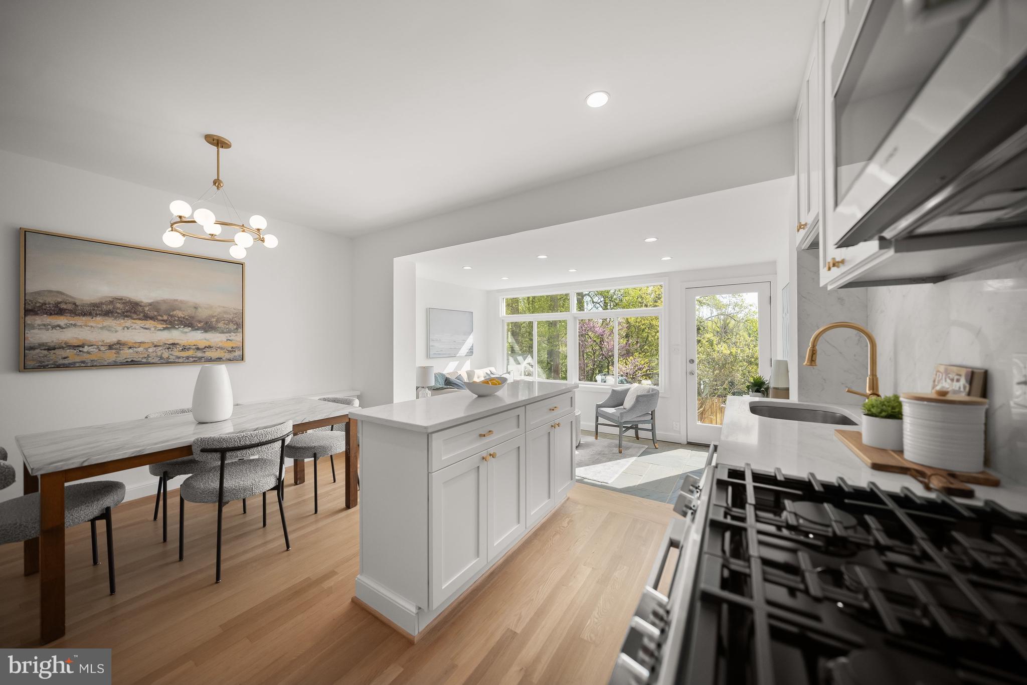 1945 39th Street Northwest Washington, DC 20007 - Photo 6 of 29