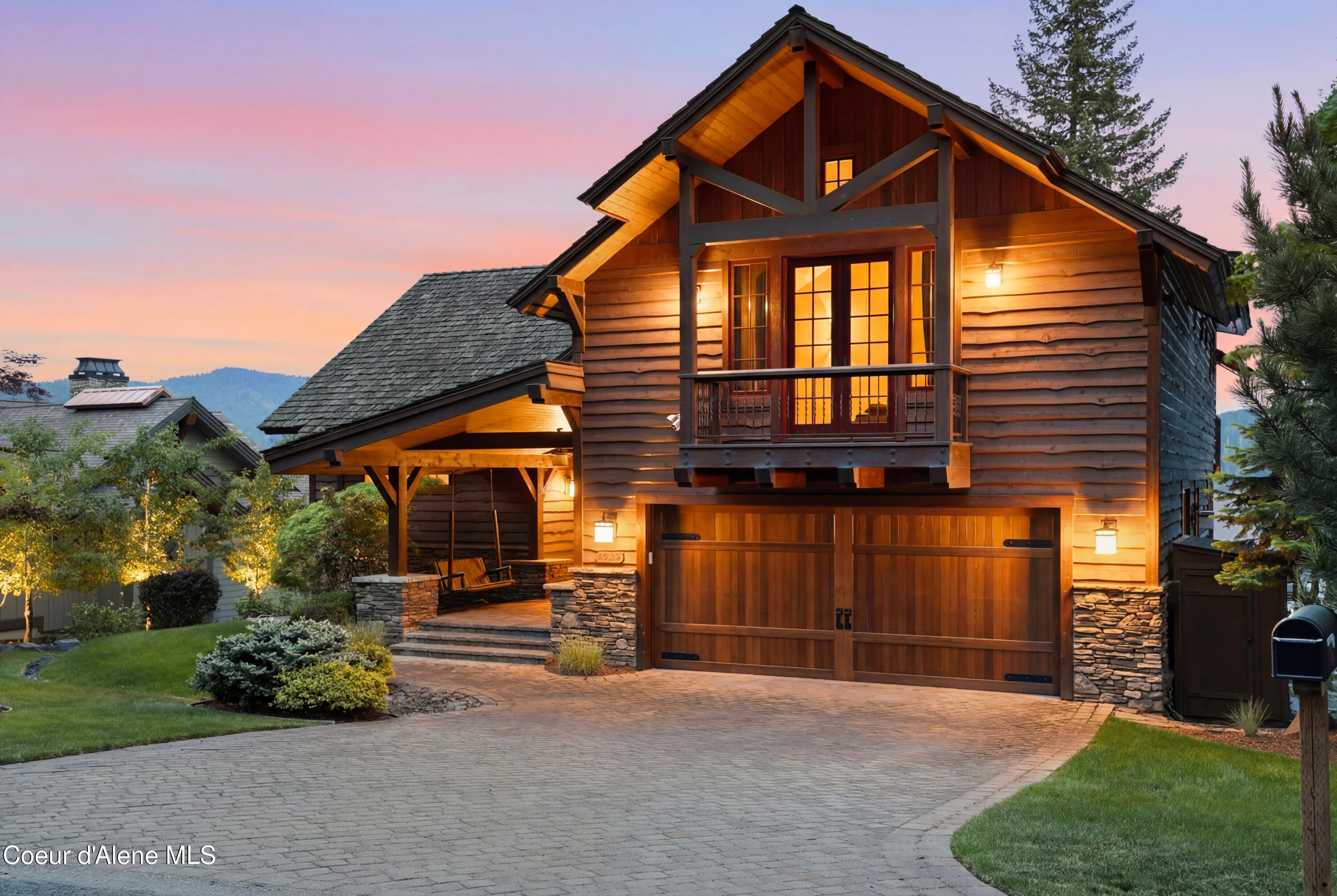 7190 West Rockford Bay Road Coeur D'Alene, ID 83814 - Photo 94 of 95 Evening Ambiance