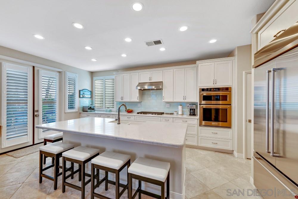 126 Channel Road Carlsbad, CA 92011 - Photo 4 of 25