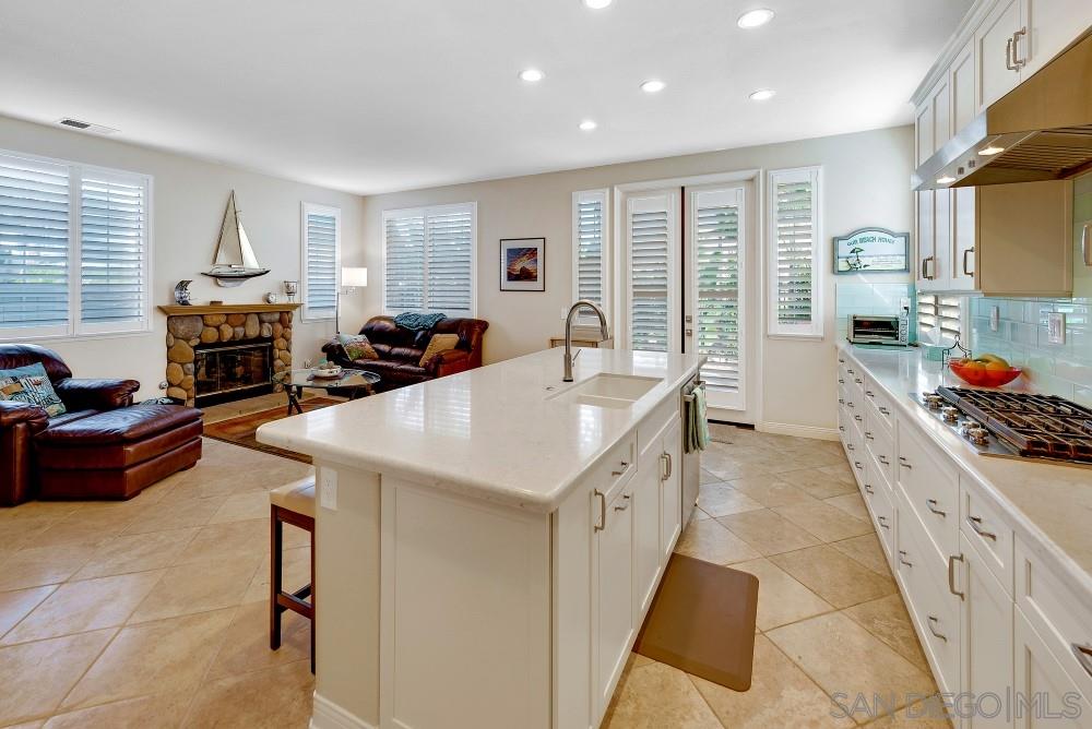 126 Channel Road Carlsbad, CA 92011 - Photo 5 of 25