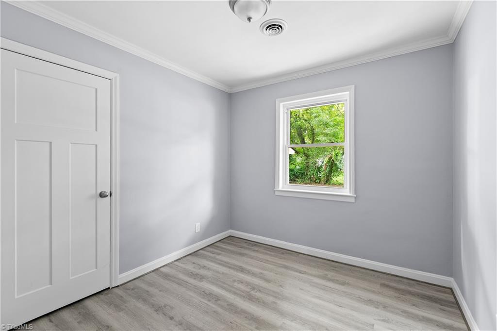 2305 Friends Avenue High Point, NC 27260 - Photo 14 of 26
