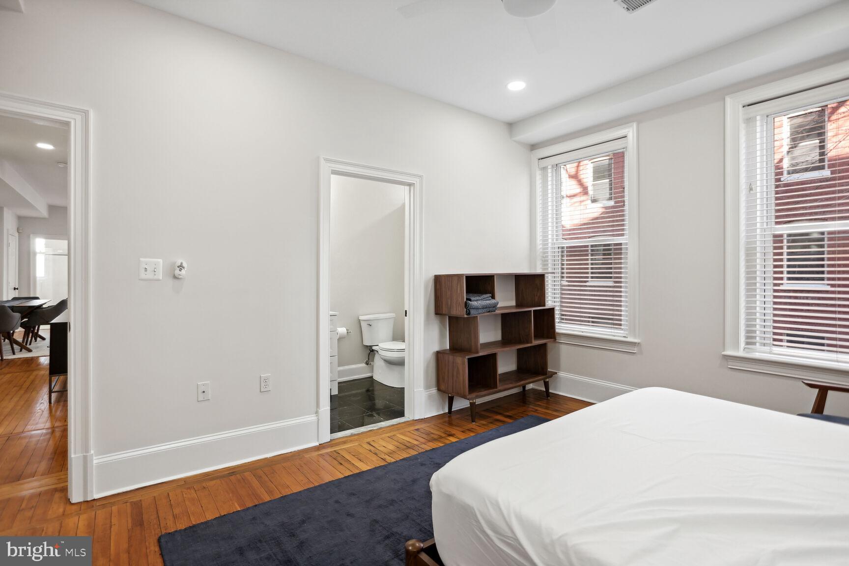1423 R Street Northwest, Unit 205 Washington, DC 20009 - Photo 14 of 20