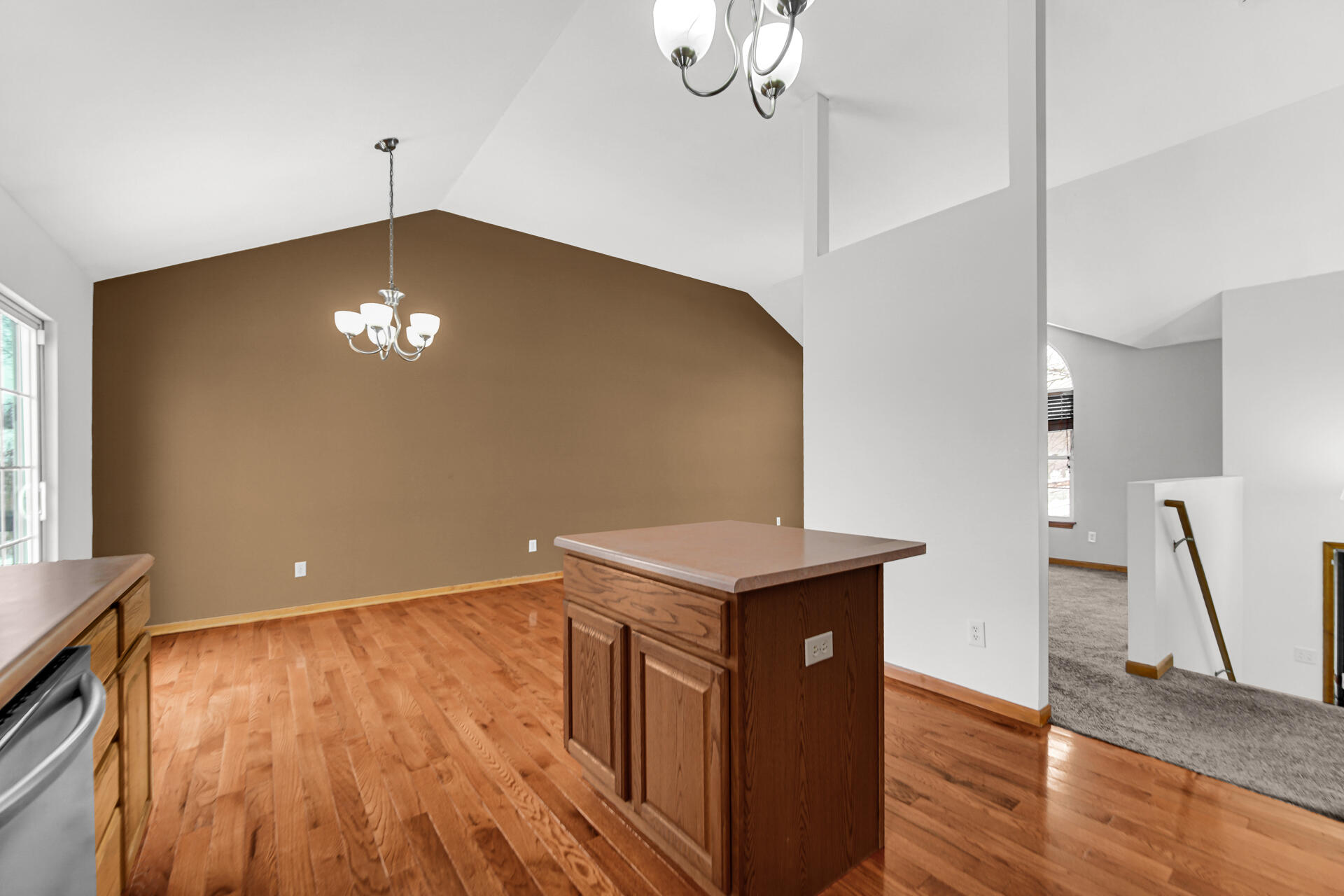 196 Spring View Drive Porter, IN 46304 - Photo 12 of 30 1920x1280