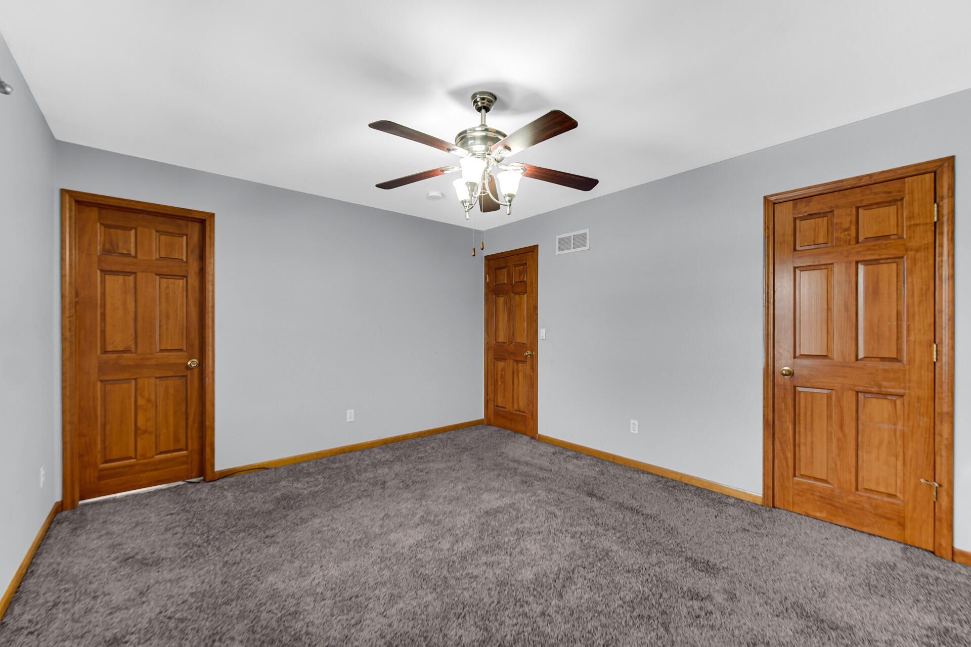 196 Spring View Drive Porter, IN 46304 - Photo 17 of 30 1920x1280