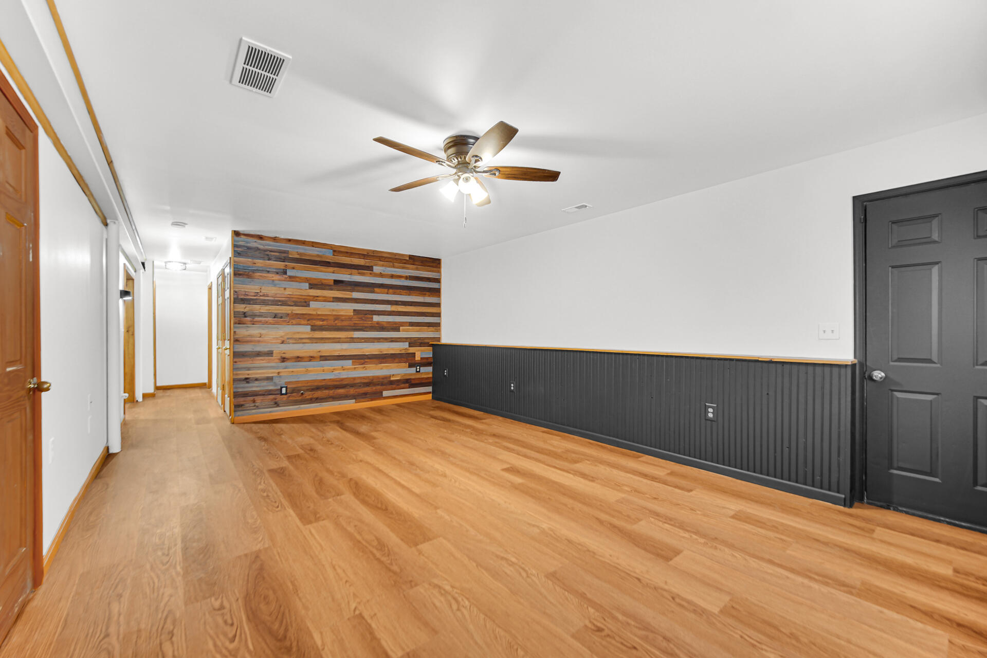 196 Spring View Drive Porter, IN 46304 - Photo 27 of 30 1920x1280