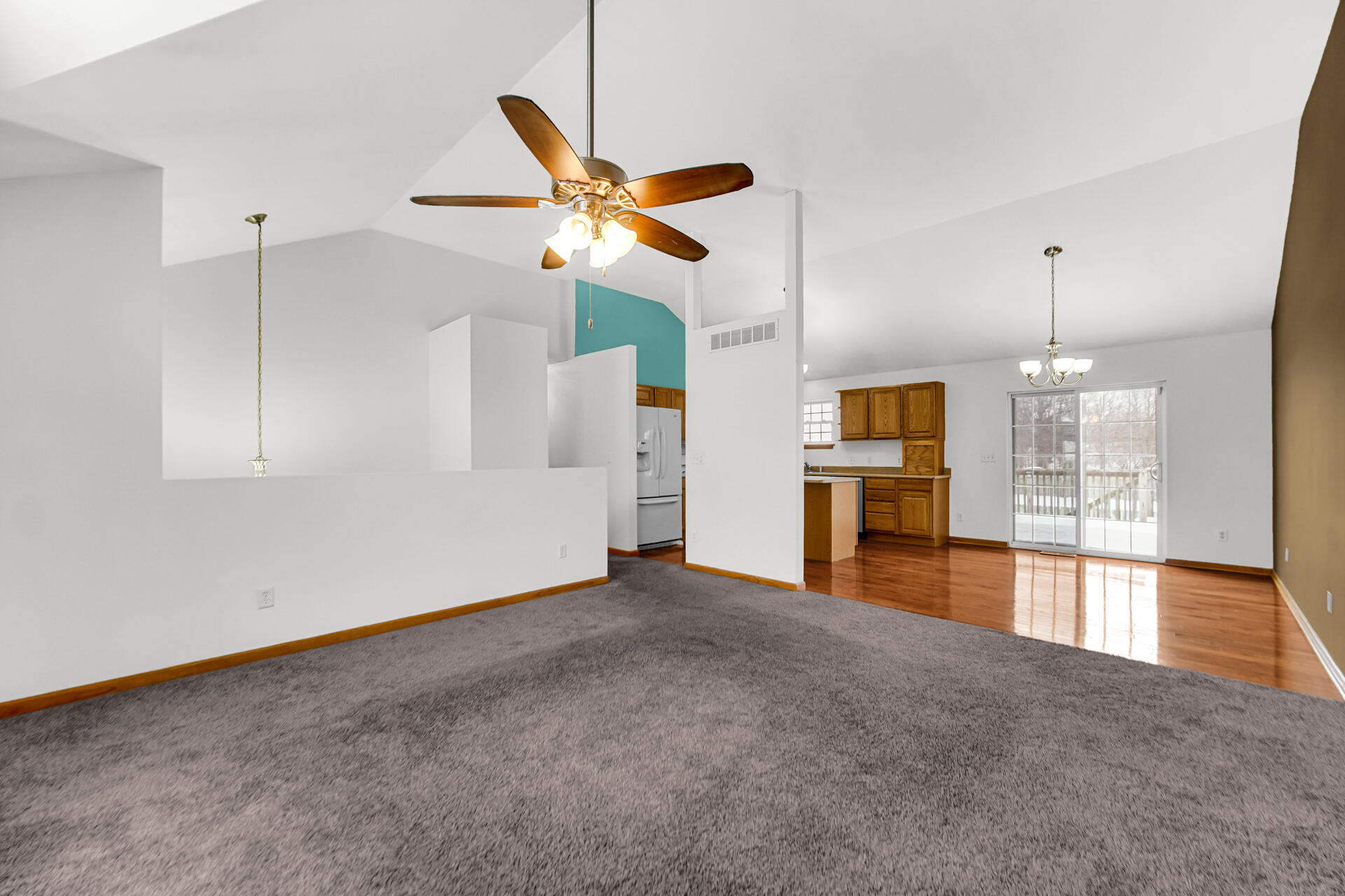 196 Spring View Drive Porter, IN 46304 - Photo 6 of 30 1920x1280