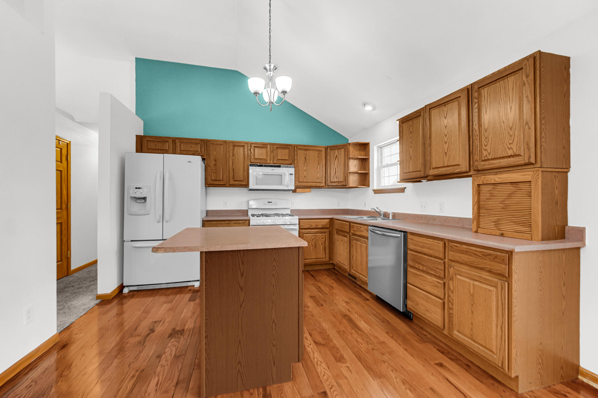 196 Spring View Drive Porter, IN 46304 - Photo 10 of 30 1920x1280