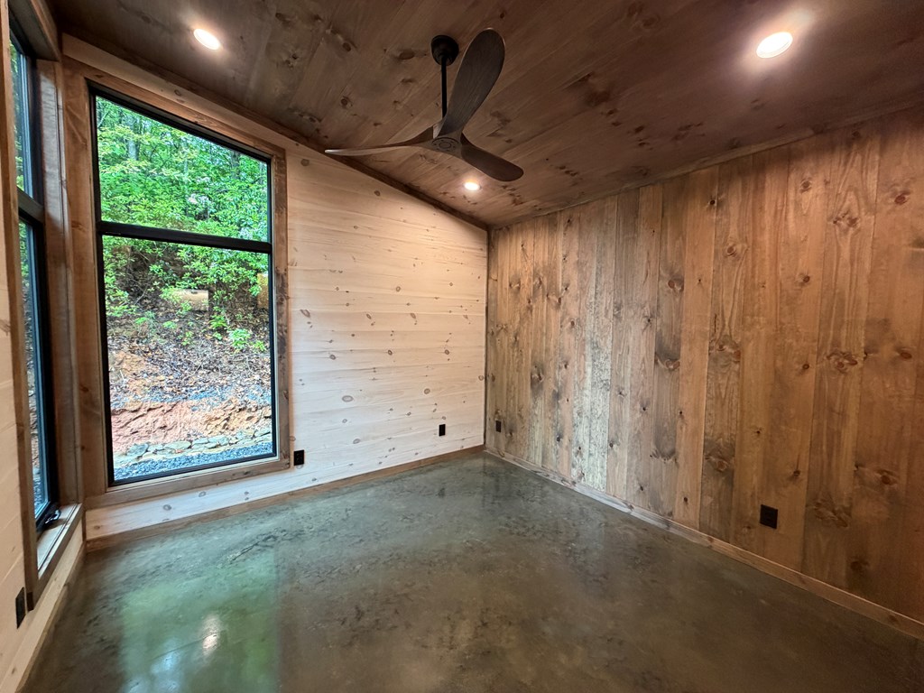 538 Hiawatha Trail Blue Ridge, GA 30513 - Photo 17 of 60