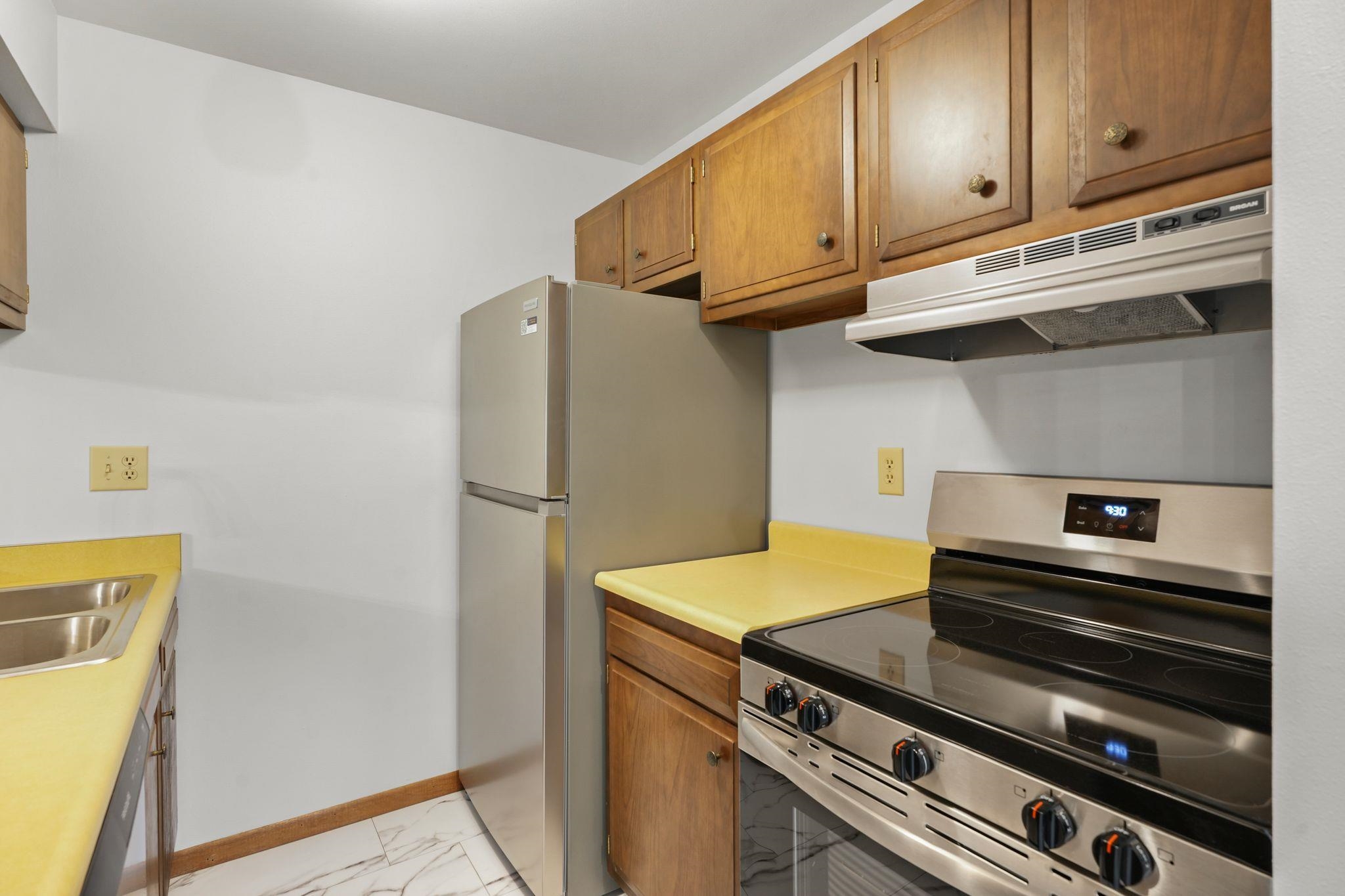 1505 Martin Street, Unit 8 Madison, WI 53713 - Photo 15 of 34 Gallery Image 15