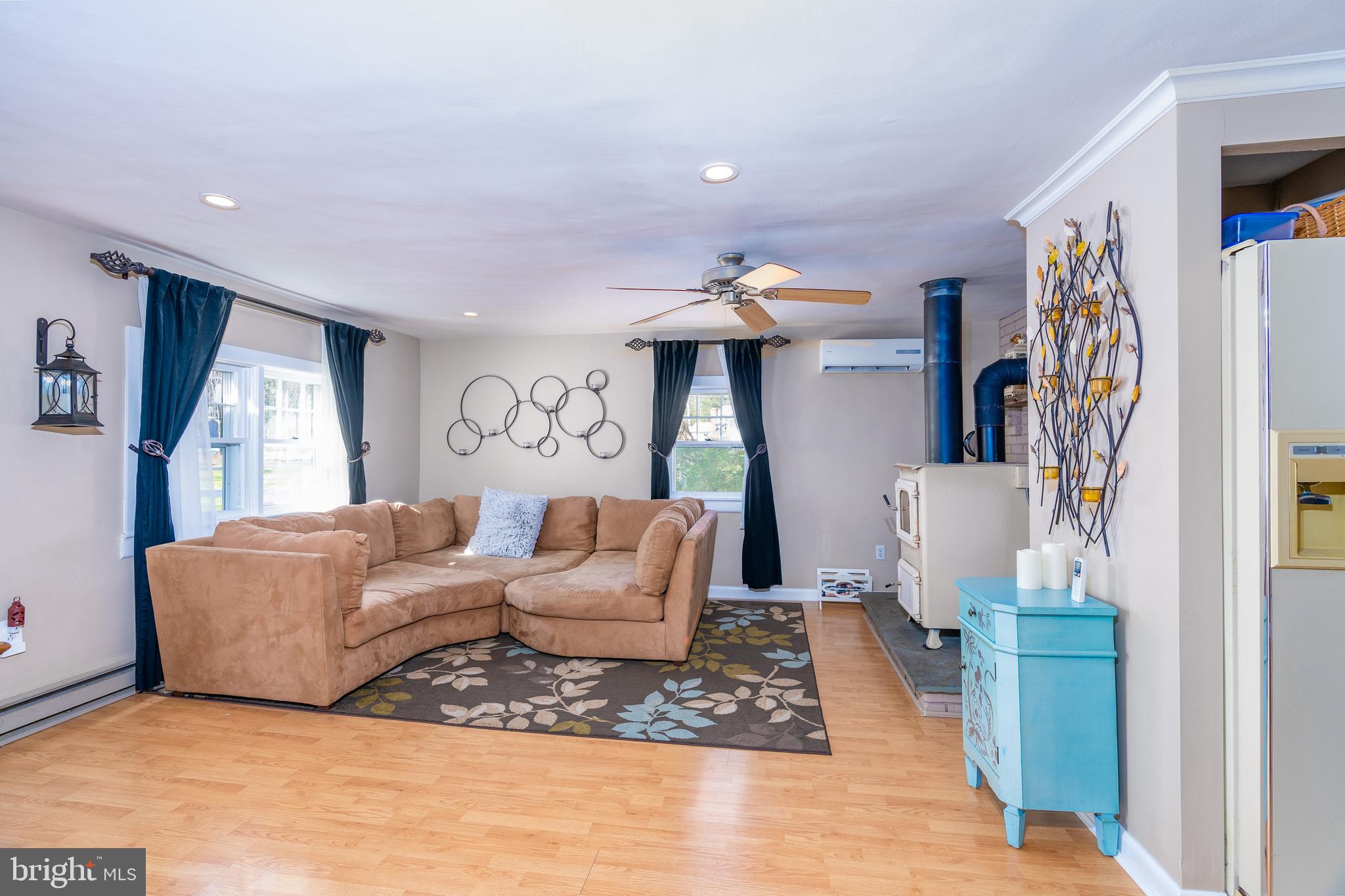 1149 State Road Coopersburg, PA 18036 - Photo 3 of 21 Gallery Image 3