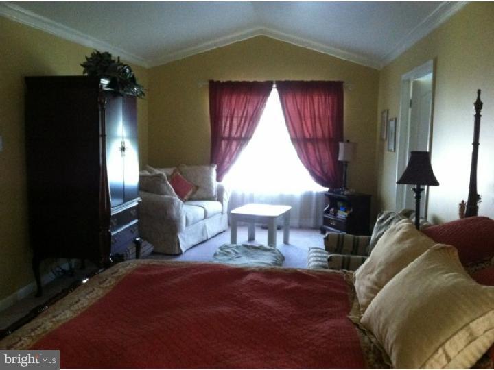 4541 Old Oak Road Doylestown, PA 18902 - Photo 12 of 22 Bedroom - Main