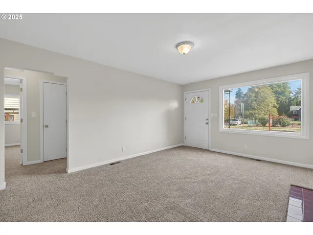 $419,900 | 7817 North Delaware Avenue, Portland, OR 97217