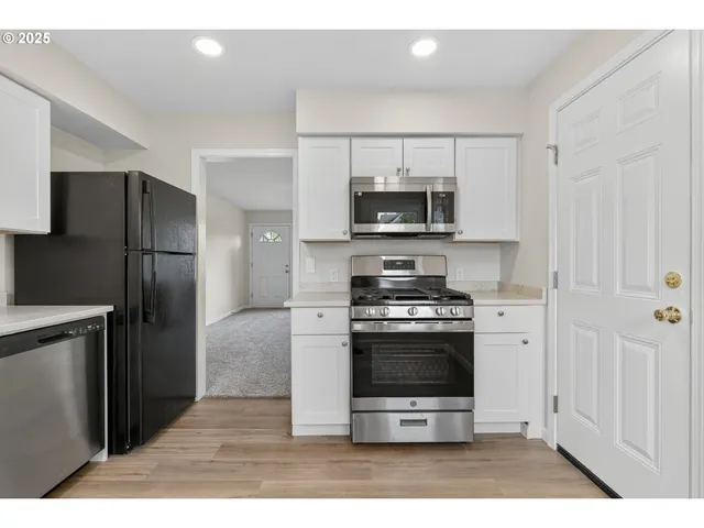 $419,900 | 7817 North Delaware Avenue, Portland, OR 97217