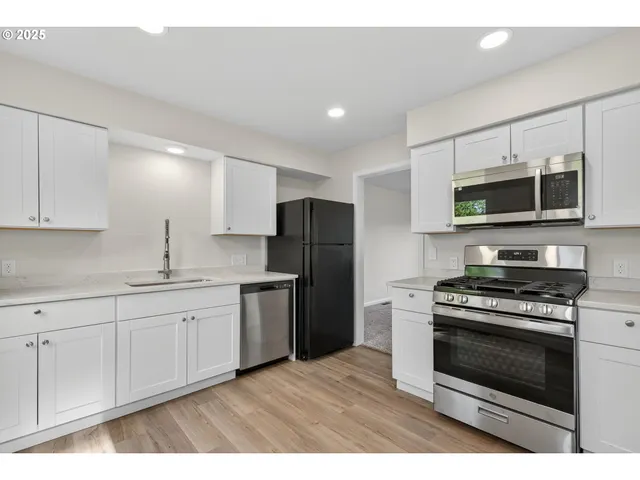 $419,900 | 7817 North Delaware Avenue, Portland, OR 97217