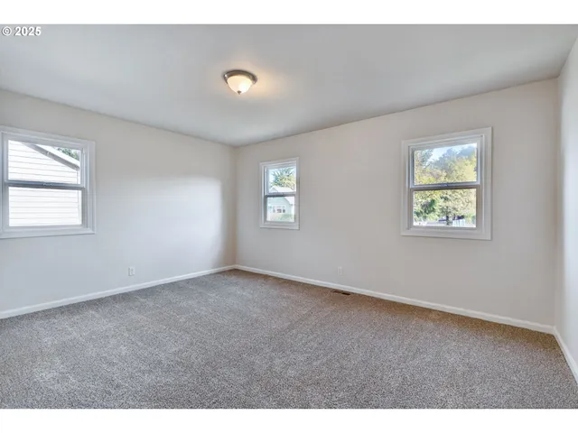 $419,900 | 7817 North Delaware Avenue, Portland, OR 97217