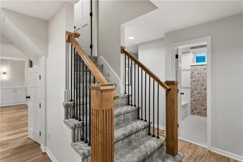 $750,000 | 5255 West 129th Terrace, Leawood, KS 66209