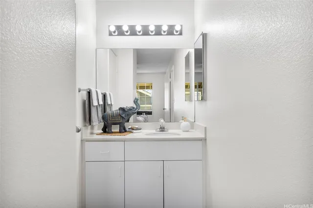 $395,000 | 94-1391 Polani Street, Unit 26R, Waipahu, HI 96797