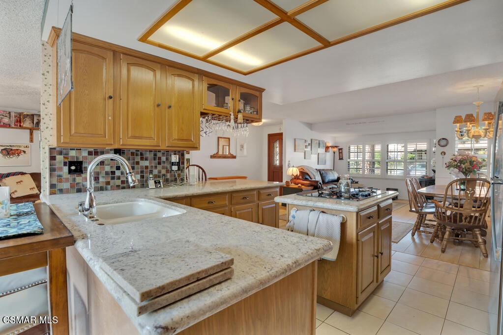 1278 Rambling Road Simi Valley, CA 93065 - Photo 9 of 76