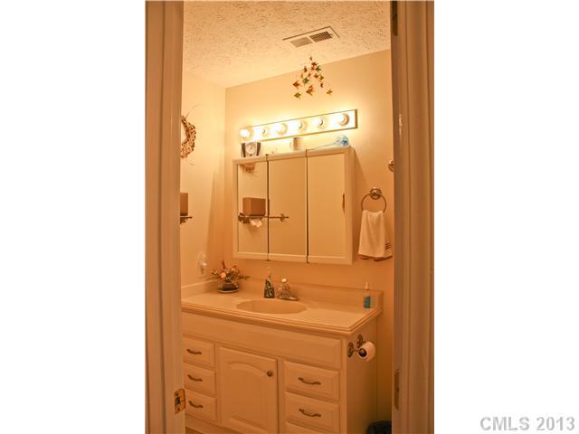 3224 River Road Lincolnton, NC 28092 - Photo 9 of 12 Gallery Image 9