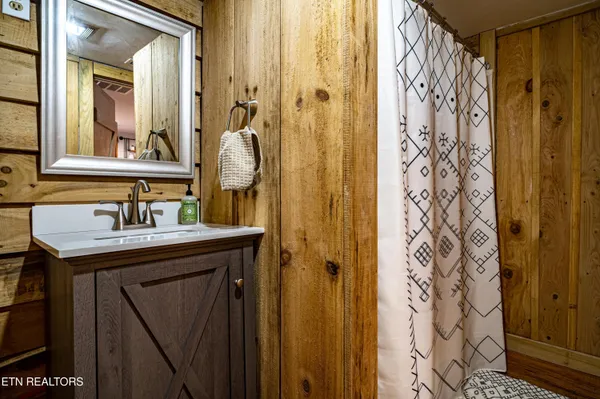 $320,000 | 915 Newcomb Branch Way, Cosby, TN 37722