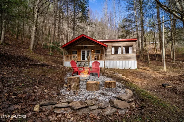 $320,000 | 915 Newcomb Branch Way, Cosby, TN 37722