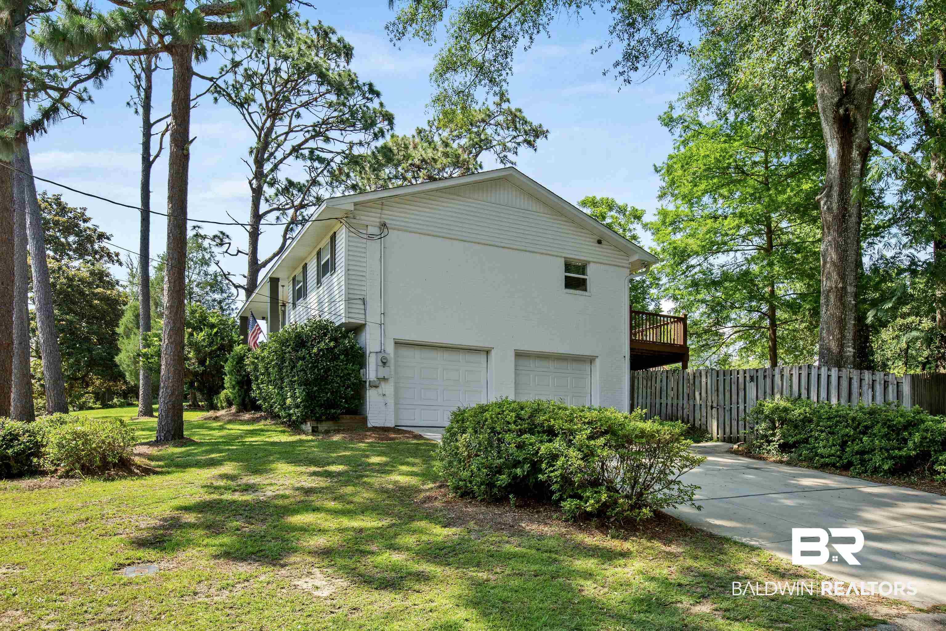 108 Ronforth Street Fairhope, AL 36532 - Photo 4 of 26